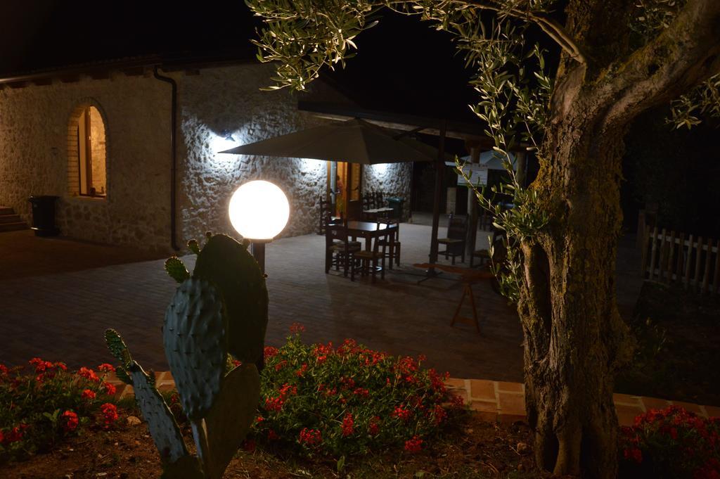 Azienda Agrituristica Carida Zaccanopoli Екстериор снимка